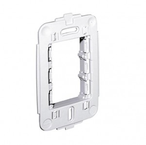 SUPORTE 4X2 (3 MODULOS) 612122 PIAL PLUS