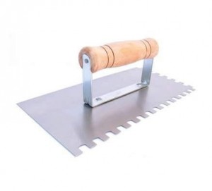 DESEMPENADEIRA DE ACO DENTADA 12X48